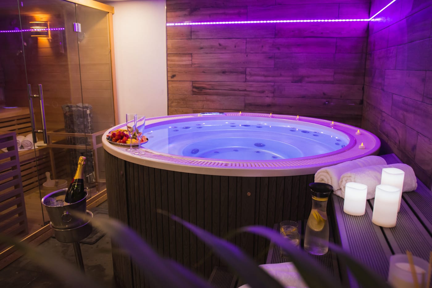 Lázně TOM - privátní wellness BLACK ZONE (Praha 6)